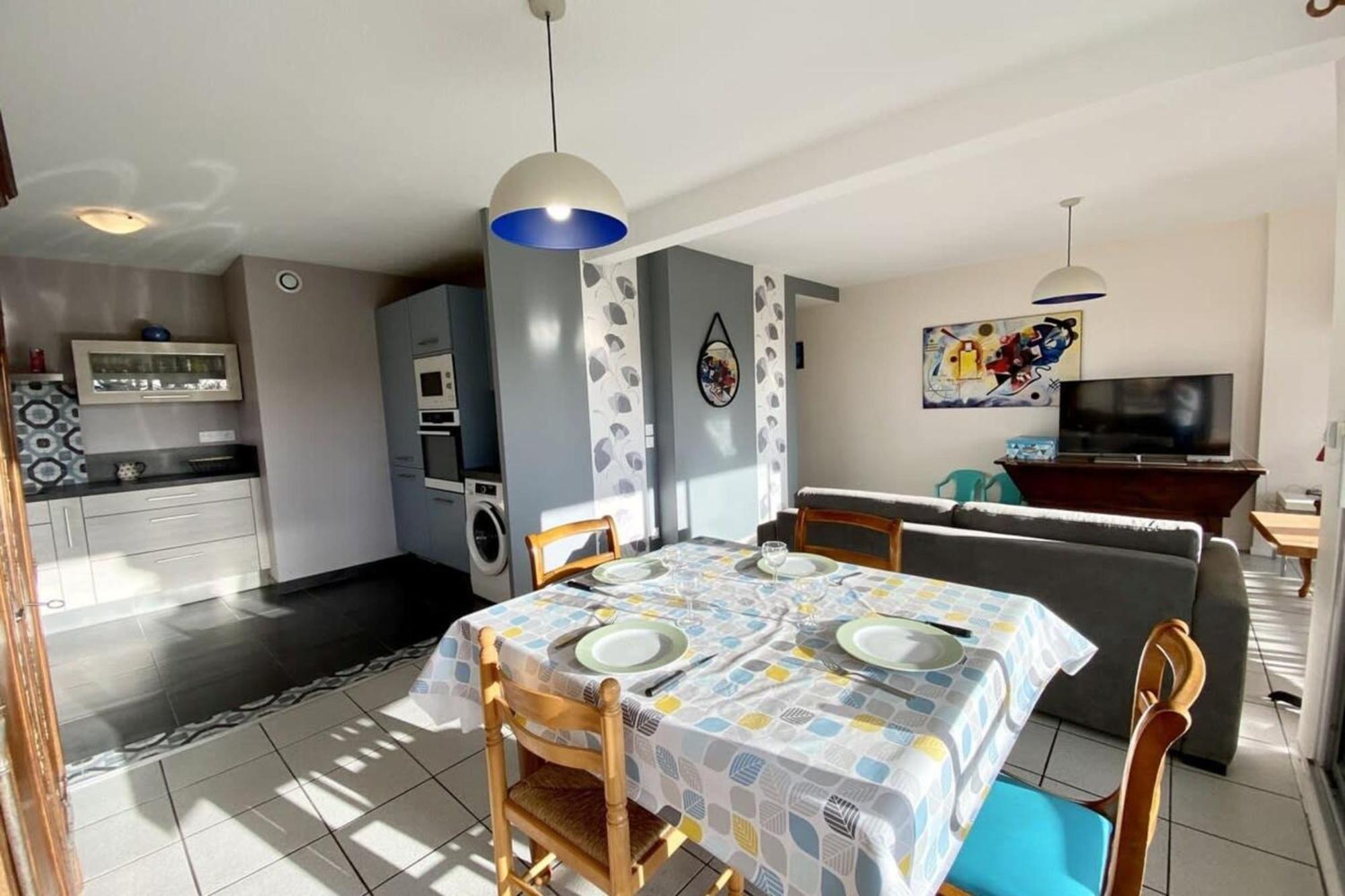 Charmant T3 Cosy A 2 Pas Du Bourg Et Des Plages Larmor-Plage Buitenkant foto